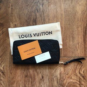 SOLD ✨LOUIS VUITTON ZIPPY WALLET in BLACK LEATHER✨